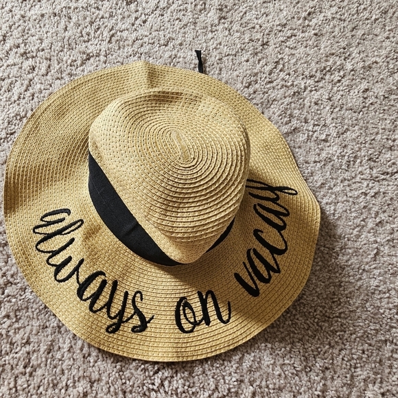 CC Exclusives "Always On Vacay" Embroidered Sun Hat - Picture 1 of 7
